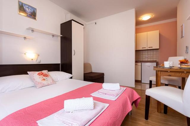 Apartments Marinko Baška Extérieur photo